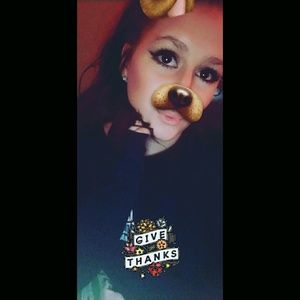 Meet your Posher, Ariana